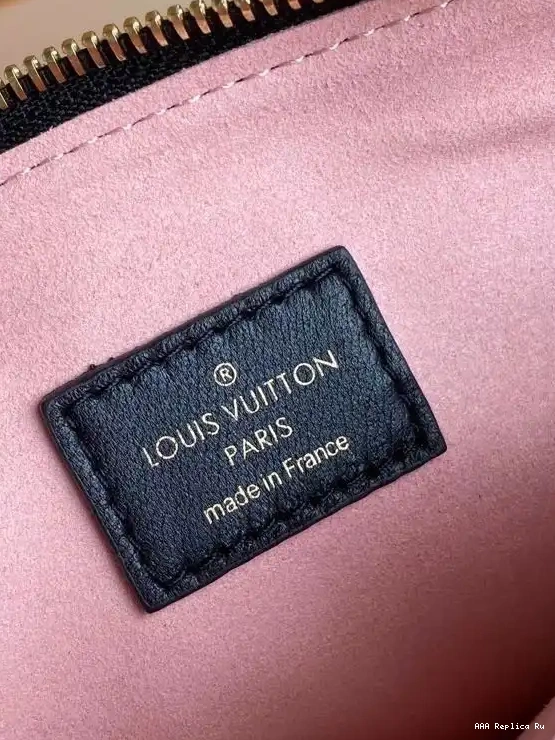 AAA Replica Ru VUITTON COUSSIN LOUIS PM 0528